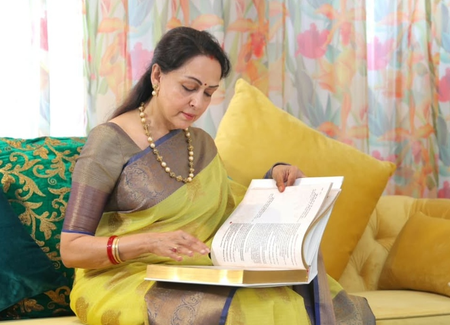 Hema Malini voices concern over fading reading culture on National Reading Day Hema Malini voices concern over fading reading culture on National Reading Day