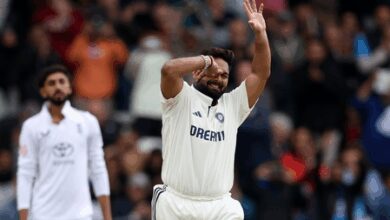 1st Test: Gavaskar urges Pant to celebrate with somersault after historic ton