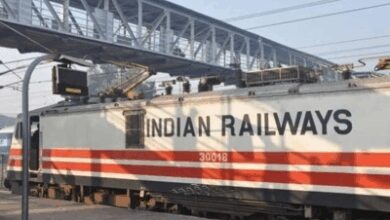 Passengers of Duronto Express in Bihar looted, FIR lodged