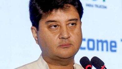 Scindia assures support to make Tripura pineapple a global brand