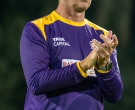 After stepping down from England set-up, Jon Lewis leaves UP Warriorz head coach role