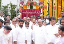 Mallikarjun Kharge unveils statue of former Andhra Pradesh CM Rosaiah