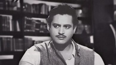 Rupali Ganguly remembers legendry Guru Dutt on his 100th birth anniversary