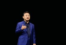 Samsung set to launch tri-foldable phone later this year: Roh Tae-moon