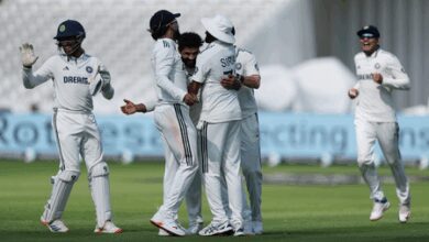 3rd Test: Joe Root ends Day One on 99* as England reach 251/4 against India (ld)