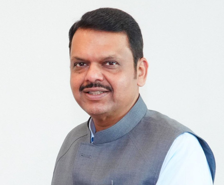 Gov’ts priority is to construct farm roads for farmers: Maha CM Gov’ts priority is to construct farm roads for farmers: Maha CM