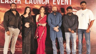 We love you all and we expect the same love back, says Sanjay Dutt