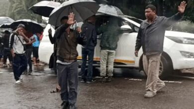 Interstate taxi row sparks chaos as tourists stranded at Assam-Meghalaya border