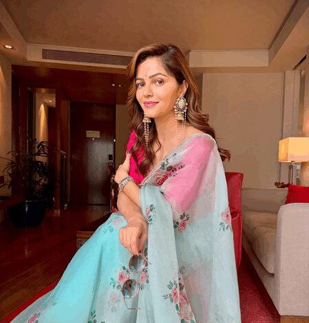 Rubina Dilaik redefines saree glamour with her effortless style statement