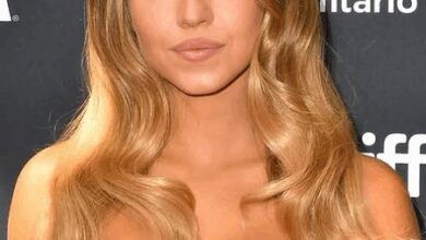 Sydney Sweeney’s romance with Scooter Braun is inviting cold shoulders from Hollywood circles