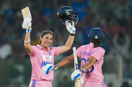 3rd ODI: Smriti hits epic 125 but Australia beat India by 43 runs, win series 2-1 (ld) 3rd ODI: Smriti hits epic 125 but Australia beat India by 43 runs, win series 2-1 (ld)