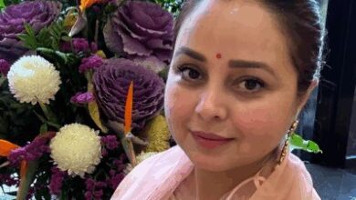 Rift in Lalu family goes public as Rohini Acharya unfollows kin, Tej Pratap backs her