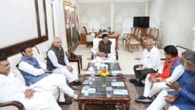Madhya Pradesh: BJP general secretary Shiv Prakash meets state party leaders in Bhopal