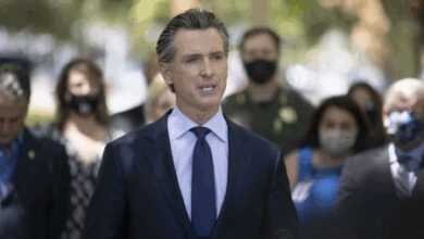 US’ state California bans masks for immigration agents during operations