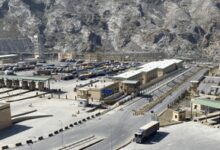 Pakistan, Afghan forces exchange heavy fire near border