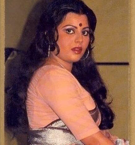 Veteran actress Sulakshana Pandit passes away at 71 Veteran actress Sulakshana Pandit passes away at 71