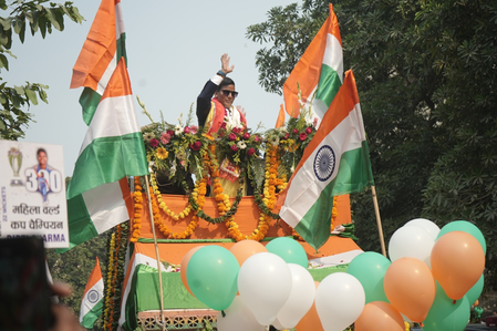 Deepti Sharma gets a hero’s welcome in Agra after World Cup triumph Deepti Sharma gets a hero’s welcome in Agra after World Cup triumph