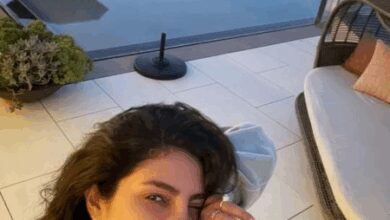 Priyanka Chopra marks her homecoming with an adorable selfie