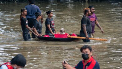 Number of evacuees rises to over 21,000 following floods in Malaysia Number of evacuees rises to over 21,000 following floods in Malaysia