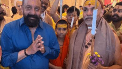 Sanjay Dutt meets Shankaracharya Swami Avimukteshwaranand, seeks blessings