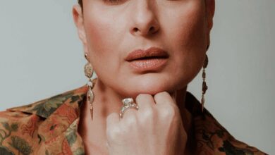 Kareena Kapoor’s Friday night goes retro with John Travolta’s ‘Grease’