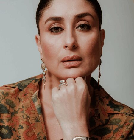 Kareena Kapoor’s Friday night goes retro with John Travolta’s ‘Grease’ Kareena Kapoor’s Friday night goes retro with John Travolta’s ‘Grease’