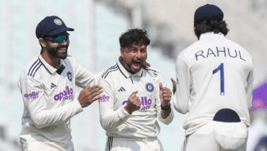 1st Test: Bumrah, Kuldeep pick scalps for India as South Africa reach 105/3 at lunch 1st Test: Bumrah, Kuldeep pick scalps for India as South Africa reach 105/3 at lunch
