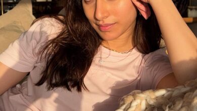 Shraddha Kapoor brings focus to unseen heroes of ‘Dhurandhar’: Let’s applaud them Shraddha Kapoor brings focus to unseen heroes of ‘Dhurandhar’: Let’s applaud them