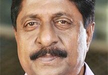 My respects to a remarkable mind, says Kamal Haasan in tribute to Malayalam filmmaker Sreenivasan