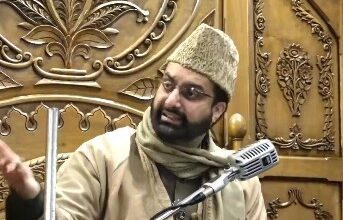 ‘Pressed by authorities to make changes to my X handle’: Mirwaiz Umar Farooq on removing Hurriyat title