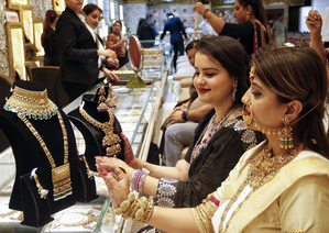 Gold, silver prices drop sharply over rising geopolitical tensions