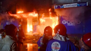 Pakistan: Drug addicts stealing copper likely behind renewed Gul Plaza fire in Karachi Pakistan: Drug addicts stealing copper likely behind renewed Gul Plaza fire in Karachi