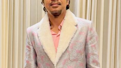 Papon’s train journey from Surat to Mumbai features his Gamosa, a piece of his childhood