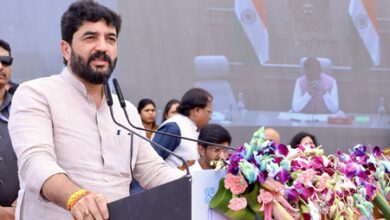 India has over 11,000 pilots, nearly 1,900 are women: Govt