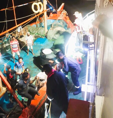 Indian Coast Guard carries out timely medical evacuation near Gujarat