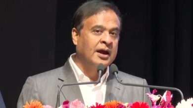 Assam CM slams Gaurav Gogoi for meeting Hemant Soren to seek support