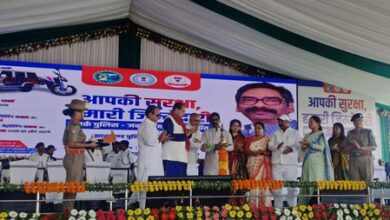 Jharkhand CM flags off 1,485 police vehicles, lays foundation for 12 high-tech police stations