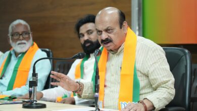 Oppn politicising LPG issue; Cong opposes everything good for country: Ex-K’taka CM