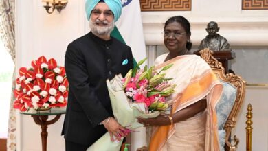 Delhi L-G meets President Murmu, police chief, other officials