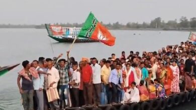 West Bengal: BJP supporters travel by boats from Sundarbans for PM Modi’s Brigade ground rally