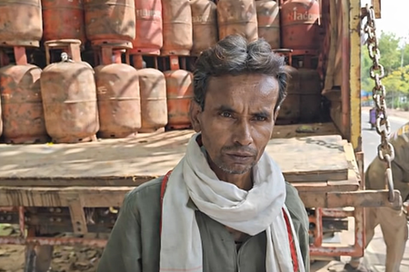 LPG supply stabilises in several cities; customers report smooth bookings, quick deliveries