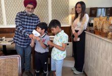 Delhi L-G TS Sandhu lends an ear to his colony kids over air pollution