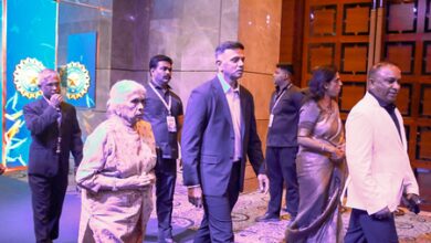 Kumble congratulates Dravid, Binny and other BCCI Naman Awards winners