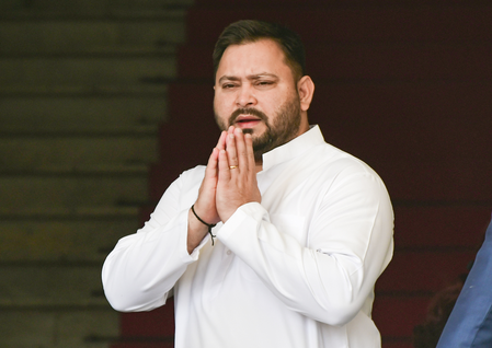 Bihar: Tejashwi Yadav holds strategy meeting ahead of RS polls Bihar: Tejashwi Yadav holds strategy meeting ahead of RS polls 