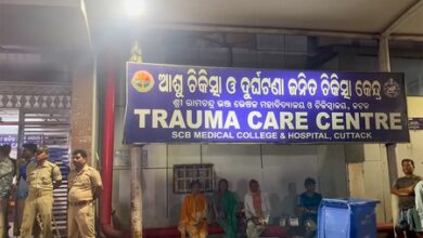 Odisha hospital fire: Kin of victims accuse staff of negligence; father searches for missing son