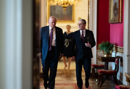 British PM Starmer talks to Trump on importance of reopening Strait of Hormuz