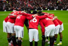 Manchester United strengthens position in third place as Tottenham takes Anfield point