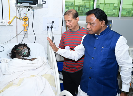 Condolences pour in over 10 ICU deaths in Cuttack hospital blaze, PM announces ex-gratia (Ld) Condolences pour in over 10 ICU deaths in Cuttack hospital blaze, PM announces ex-gratia (Ld)
