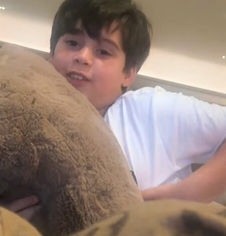 Karan Johar gets an exciting business proposal from son Yash Karan Johar gets an exciting business proposal from son Yash