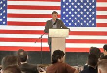 Illegal Chinese vapes spark US alarm